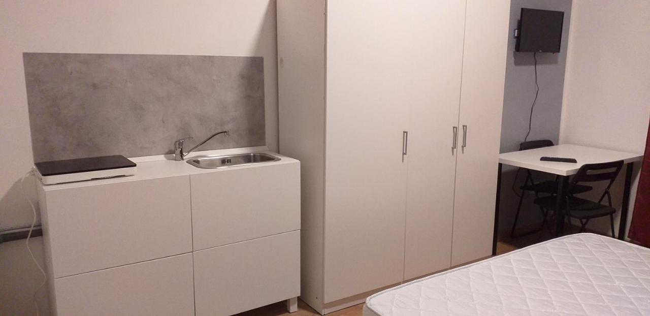 Camere Salerno Bagian luar foto