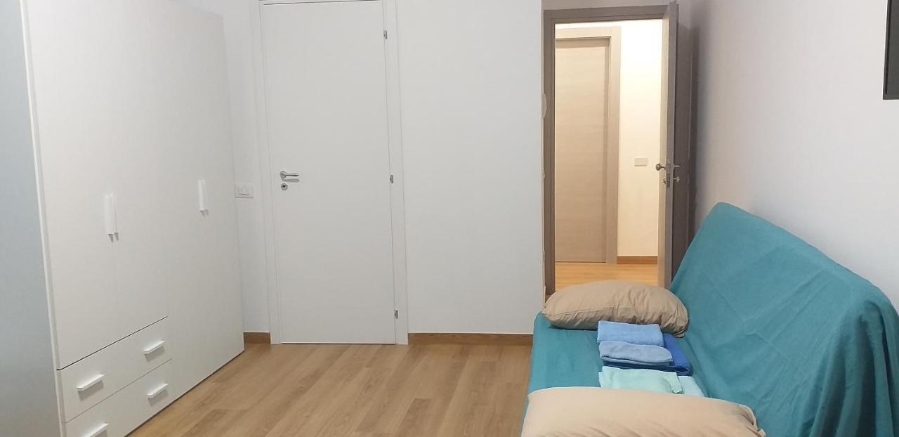Camere Salerno Bagian luar foto