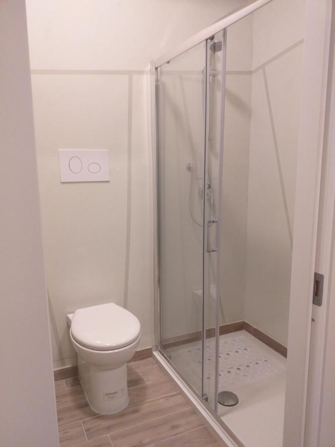 Camere Salerno Bagian luar foto