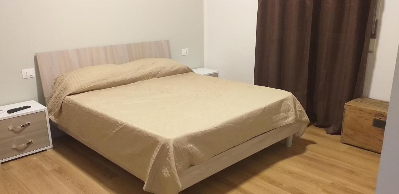 Camere Salerno Bagian luar foto